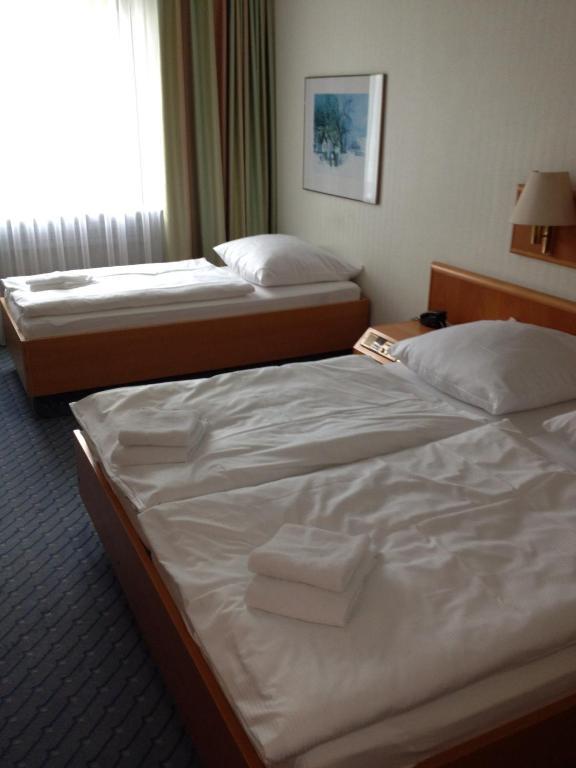 A1 Raststaette & Motel Hamburg-Stillhorn Rum bild